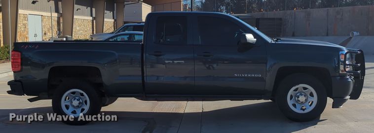 image for item DN3792 2018 Chevrolet Silverado 1500 Double Cab pickup truck