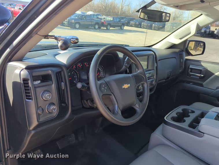 image for item DN3792 2018 Chevrolet Silverado 1500 Double Cab pickup truck