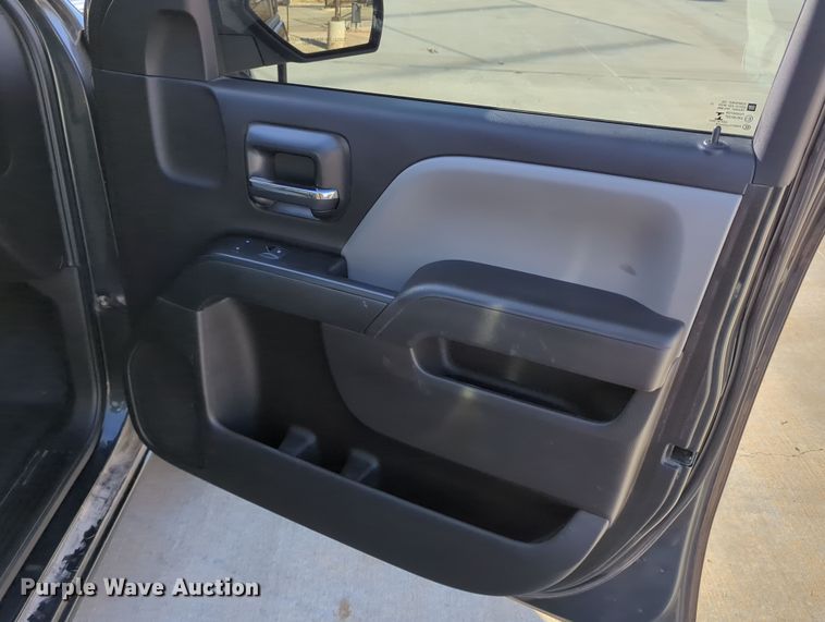 image for item DN3792 2018 Chevrolet Silverado 1500 Double Cab pickup truck