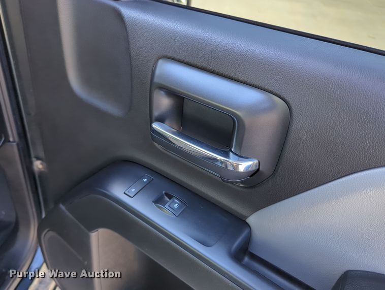 image for item DN3792 2018 Chevrolet Silverado 1500 Double Cab pickup truck