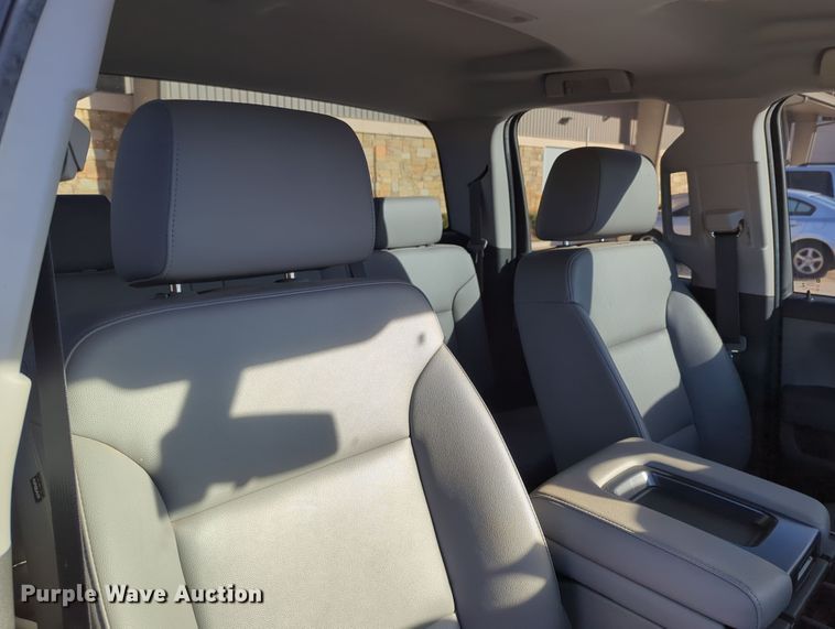 image for item DN3792 2018 Chevrolet Silverado 1500 Double Cab pickup truck