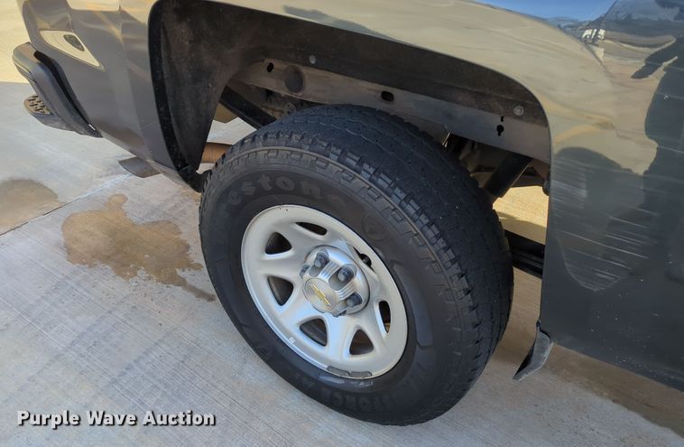 image for item DN3792 2018 Chevrolet Silverado 1500 Double Cab pickup truck