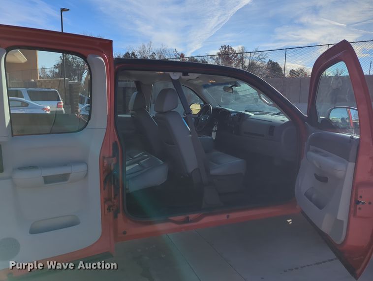 image for item DN3793 2008 Chevrolet Silverado 1500 Ext. Cab pickup truck