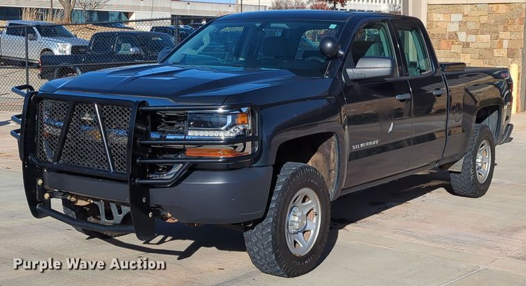 image for item DN3795 2017 Chevrolet Silverado 1500 Double Cab pickup truck