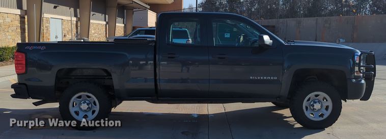 image for item DN3795 2017 Chevrolet Silverado 1500 Double Cab pickup truck