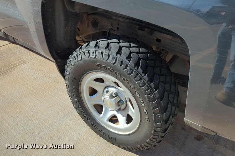 image for item DN3795 2017 Chevrolet Silverado 1500 Double Cab pickup truck