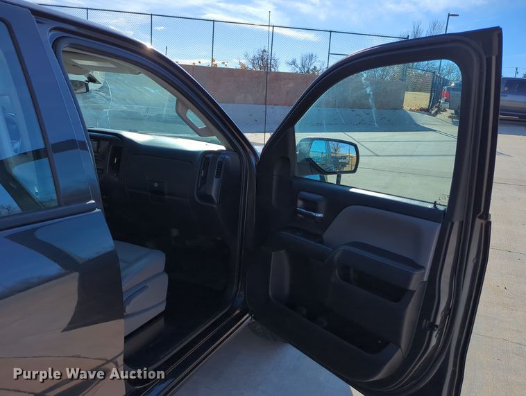 image for item DN3796 2015 Chevrolet Silverado 1500 Double Cab pickup truck