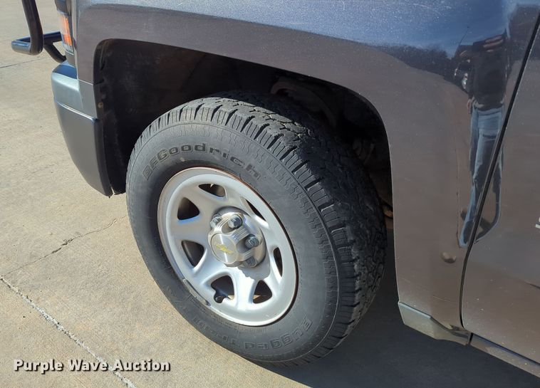 image for item DN3796 2015 Chevrolet Silverado 1500 Double Cab pickup truck