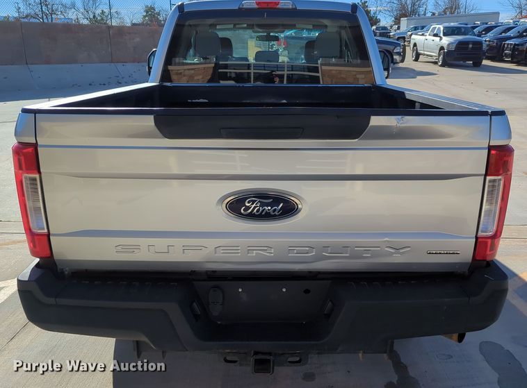 image for item DN3798 2017 Ford F250 Super Duty XL SuperCab pickup truck