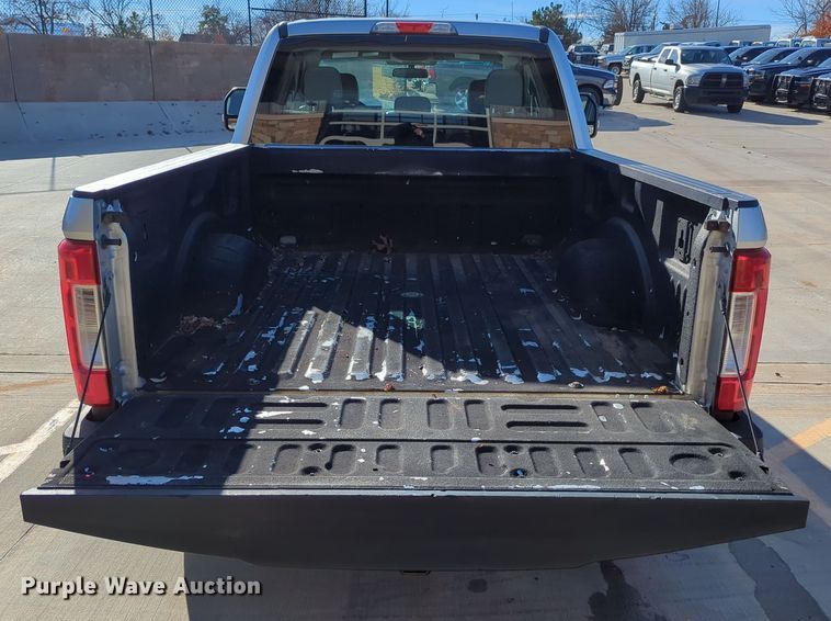 image for item DN3798 2017 Ford F250 Super Duty XL SuperCab pickup truck