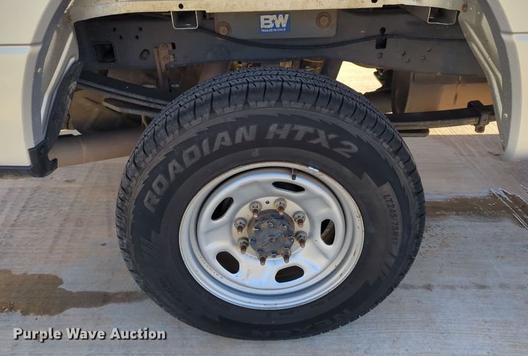 image for item DN3798 2017 Ford F250 Super Duty XL SuperCab pickup truck