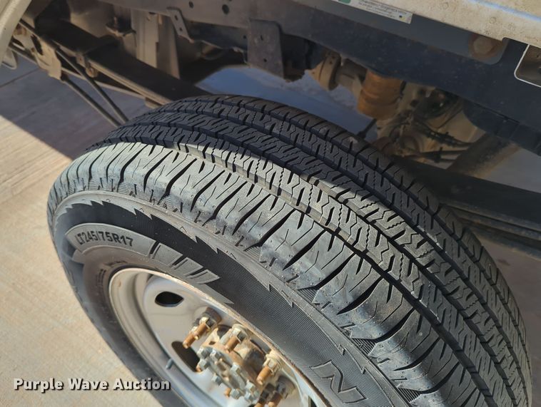 image for item DN3798 2017 Ford F250 Super Duty XL SuperCab pickup truck