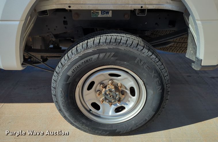 image for item DN3798 2017 Ford F250 Super Duty XL SuperCab pickup truck