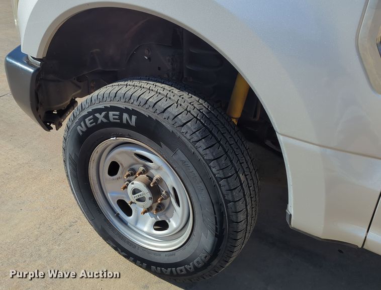 image for item DN3798 2017 Ford F250 Super Duty XL SuperCab pickup truck