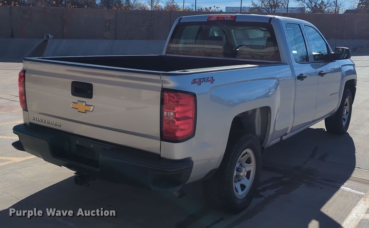 image for item DN3800 2018 Chevrolet Silverado 1500 Double Cab pickup truck