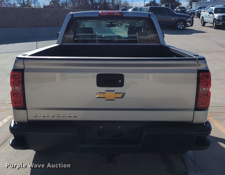 image for item DN3800 2018 Chevrolet Silverado 1500 Double Cab pickup truck