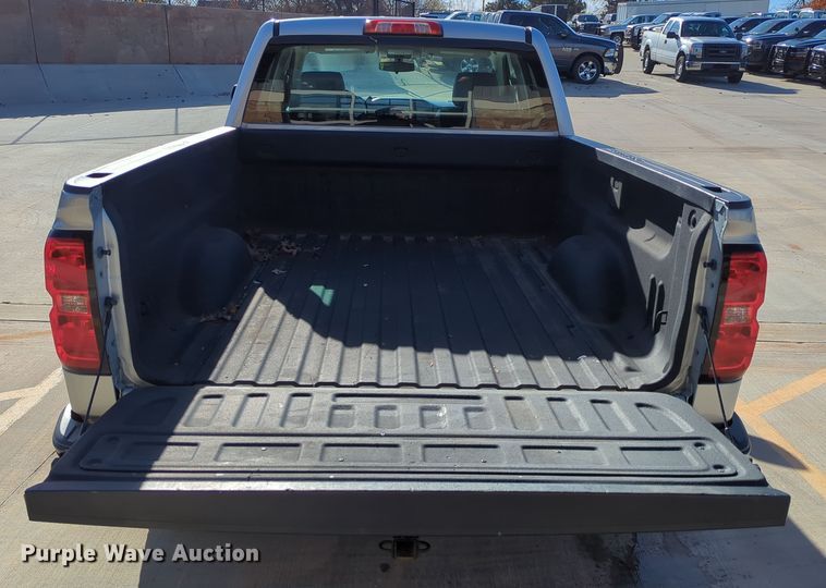 image for item DN3800 2018 Chevrolet Silverado 1500 Double Cab pickup truck