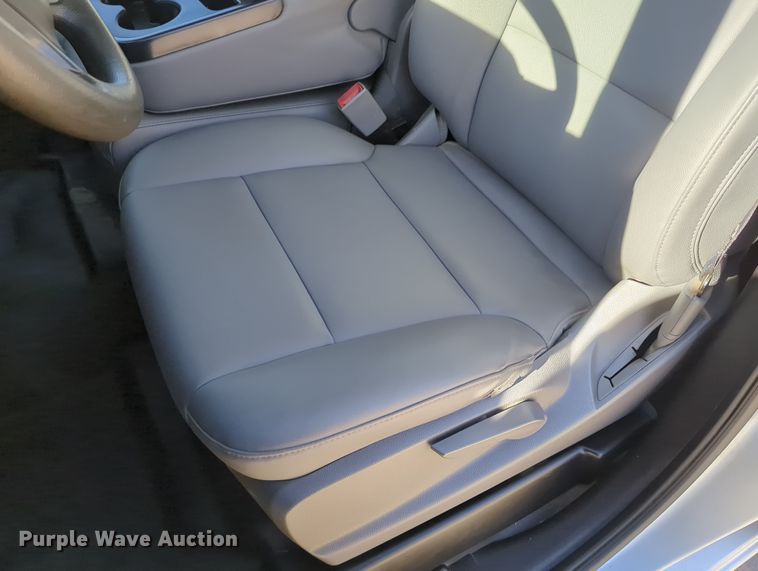 image for item DN3800 2018 Chevrolet Silverado 1500 Double Cab pickup truck