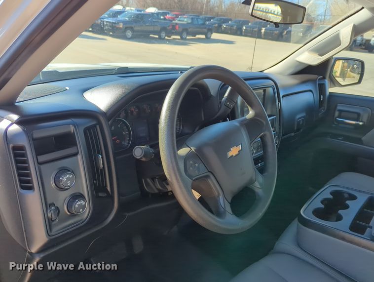 image for item DN3800 2018 Chevrolet Silverado 1500 Double Cab pickup truck