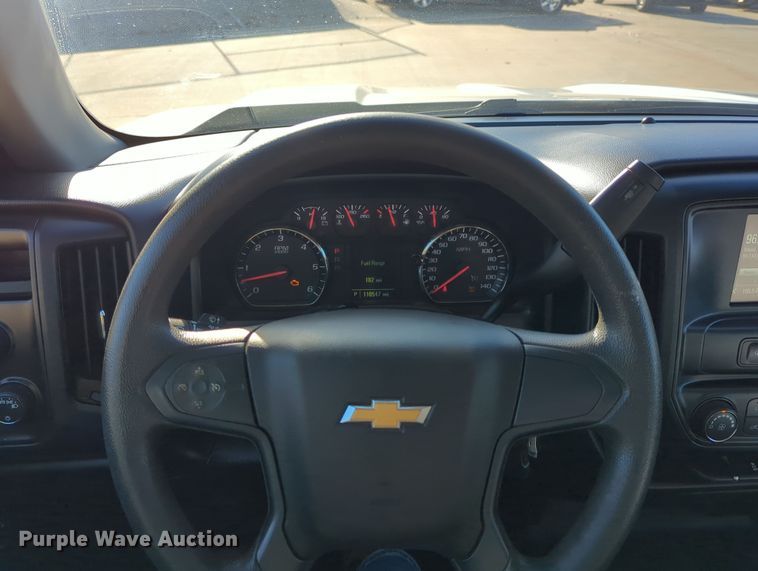 image for item DN3800 2018 Chevrolet Silverado 1500 Double Cab pickup truck