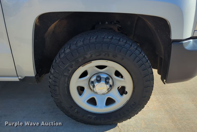 image for item DN3800 2018 Chevrolet Silverado 1500 Double Cab pickup truck