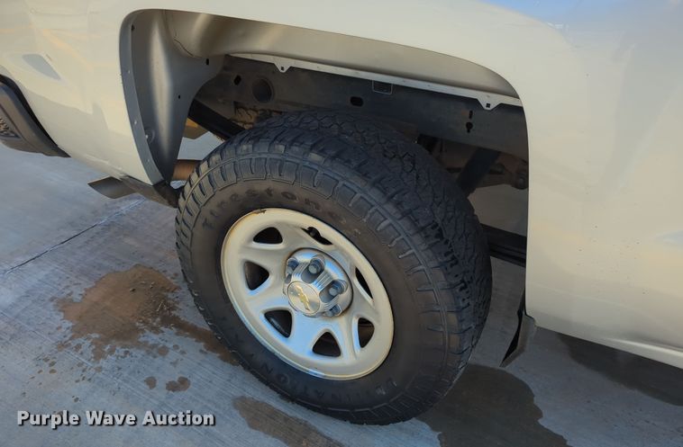 image for item DN3800 2018 Chevrolet Silverado 1500 Double Cab pickup truck