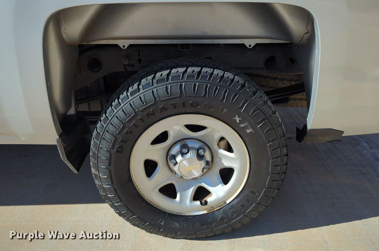 image for item DN3800 2018 Chevrolet Silverado 1500 Double Cab pickup truck