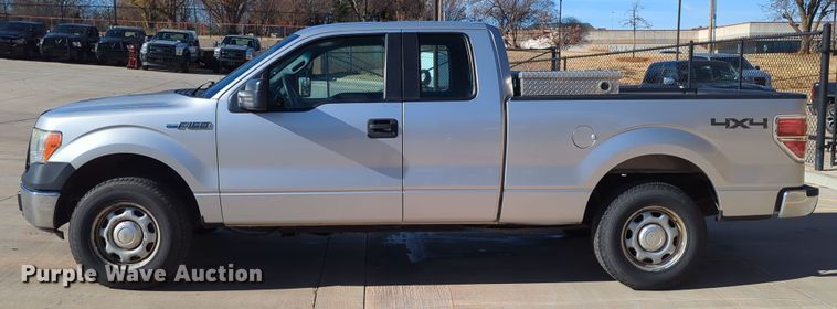 image for item DN3802 2014 Ford F150 XL SuperCab pickup truck