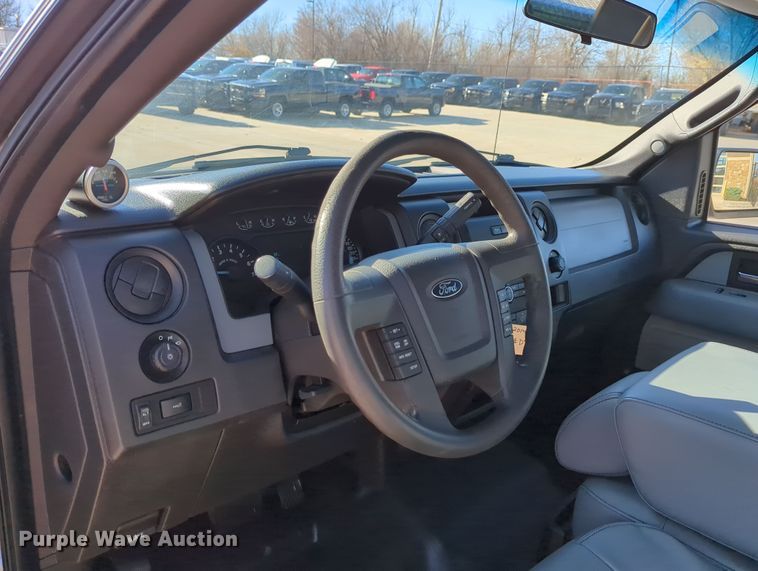 image for item DN3802 2014 Ford F150 XL SuperCab pickup truck