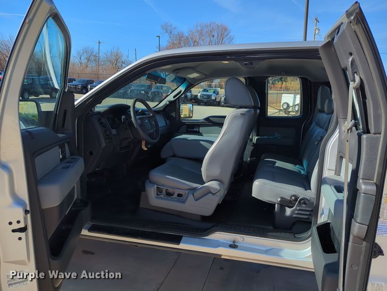 image for item DN3802 2014 Ford F150 XL SuperCab pickup truck