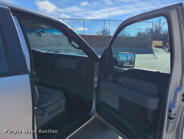 image for item DN3802 2014 Ford F150 XL SuperCab pickup truck