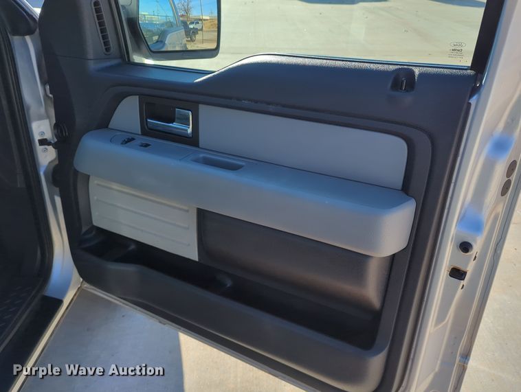 image for item DN3802 2014 Ford F150 XL SuperCab pickup truck