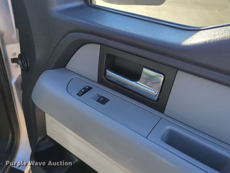 image for item DN3802 2014 Ford F150 XL SuperCab pickup truck