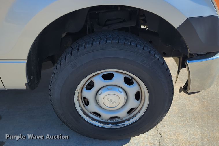 image for item DN3802 2014 Ford F150 XL SuperCab pickup truck