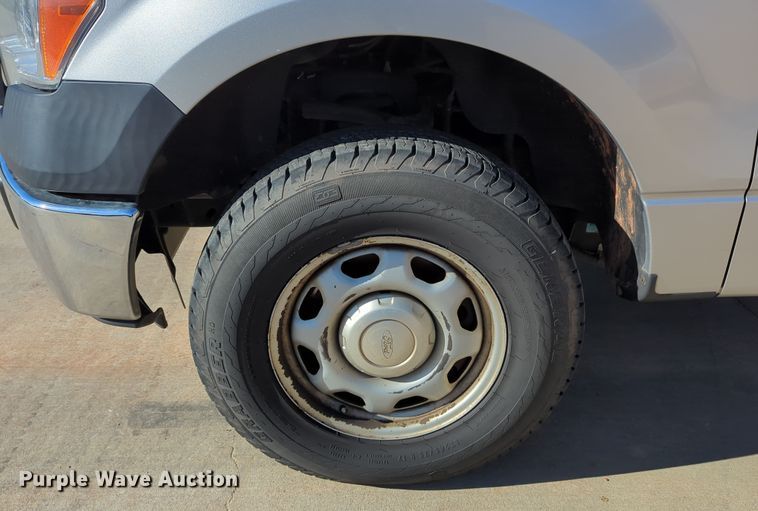 image for item DN3802 2014 Ford F150 XL SuperCab pickup truck