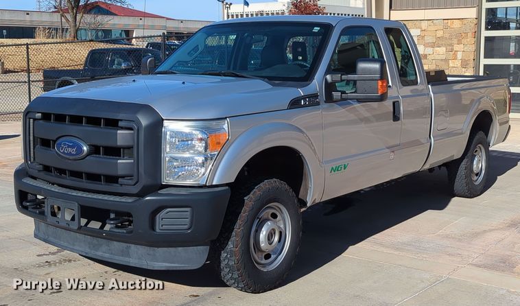 image for item DN3804 2015 Ford F250 Super Duty XL SuperCab pickup truck