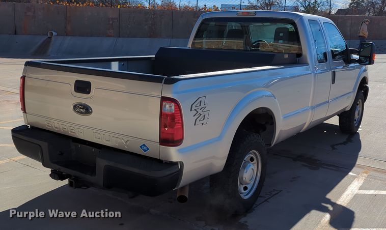 image for item DN3804 2015 Ford F250 Super Duty XL SuperCab pickup truck