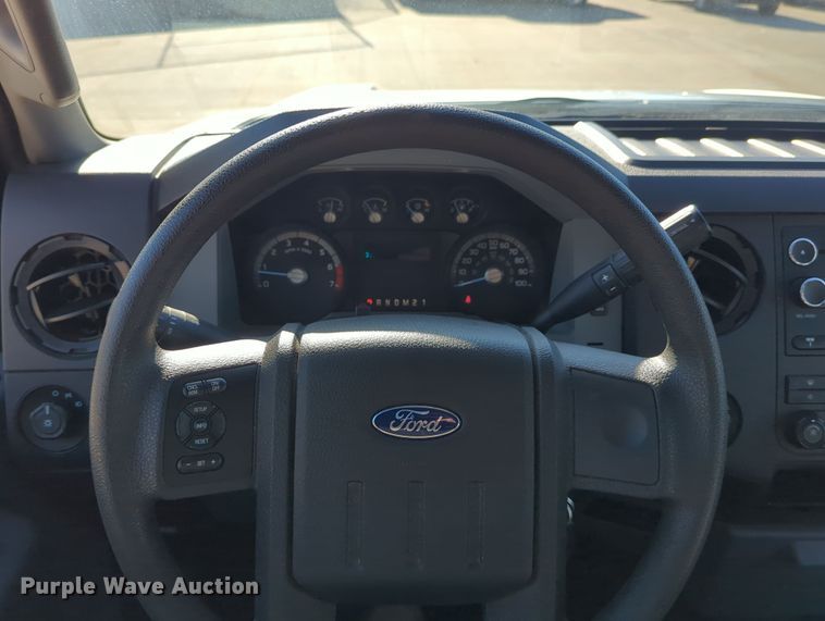 image for item DN3804 2015 Ford F250 Super Duty XL SuperCab pickup truck