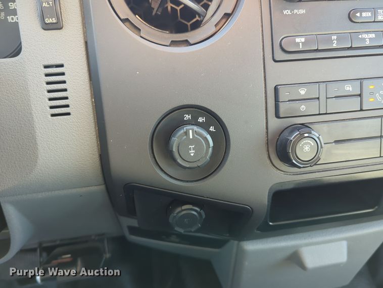 image for item DN3804 2015 Ford F250 Super Duty XL SuperCab pickup truck