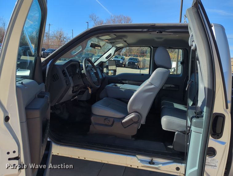 image for item DN3804 2015 Ford F250 Super Duty XL SuperCab pickup truck