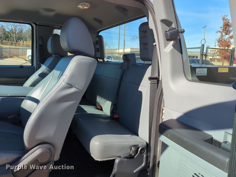 image for item DN3804 2015 Ford F250 Super Duty XL SuperCab pickup truck