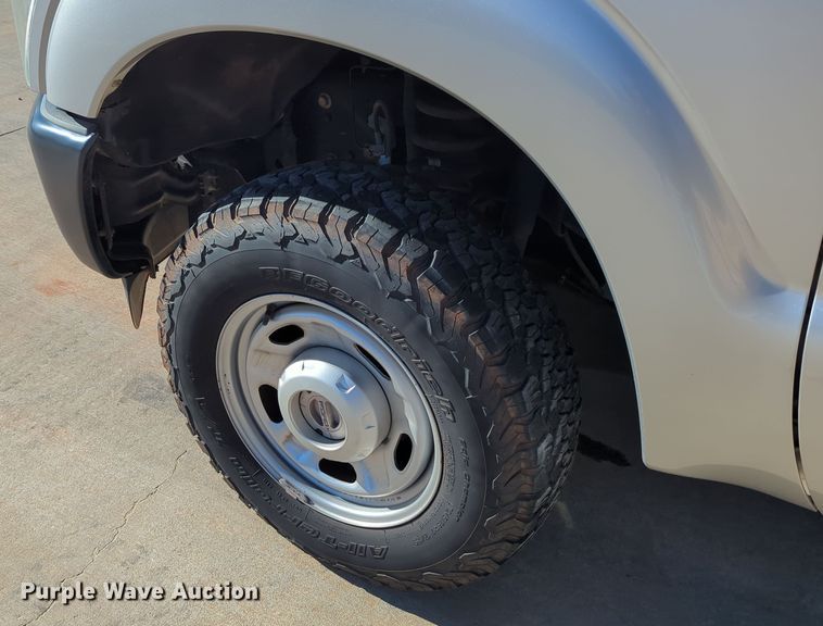 image for item DN3804 2015 Ford F250 Super Duty XL SuperCab pickup truck