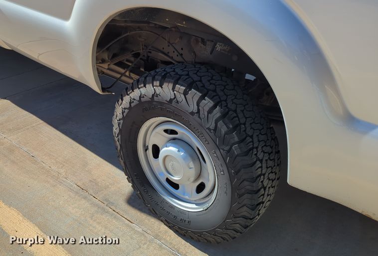 image for item DN3805 2012 Ford F250 Super Duty XL pickup truck