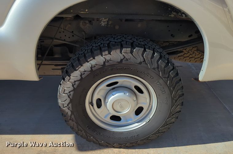 image for item DN3805 2012 Ford F250 Super Duty XL pickup truck