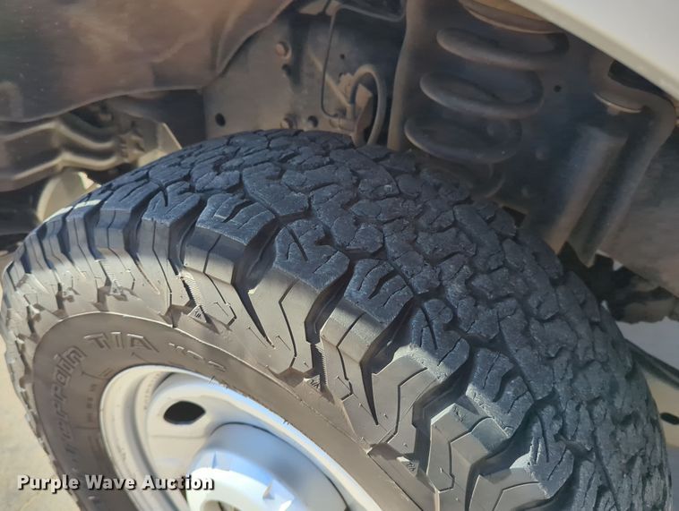 image for item DN3805 2012 Ford F250 Super Duty XL pickup truck