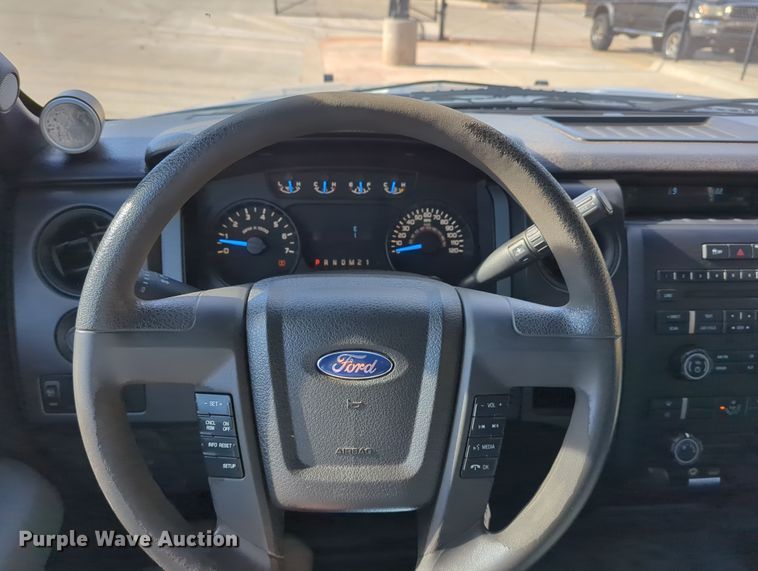 image for item DN3806 2014 Ford F150 XL SuperCab pickup truck