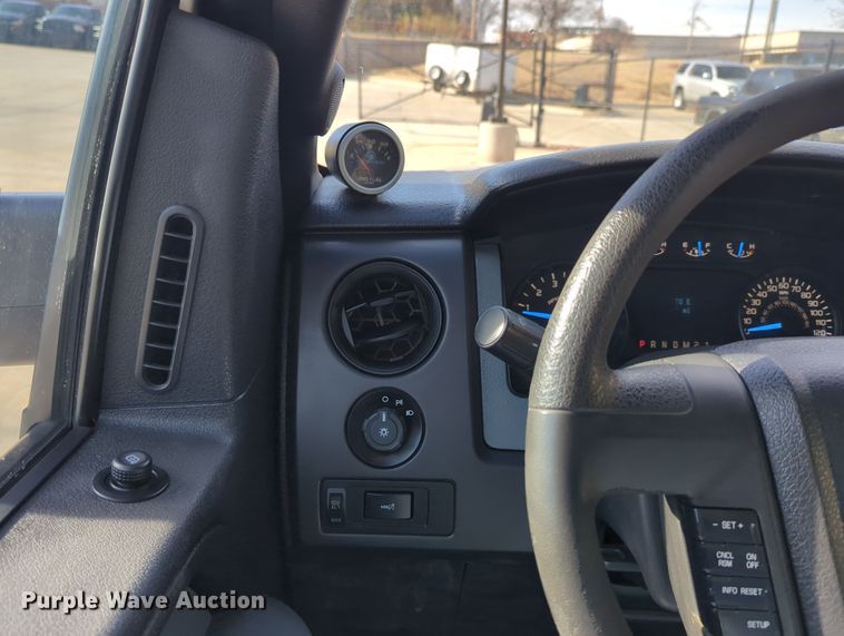 image for item DN3806 2014 Ford F150 XL SuperCab pickup truck