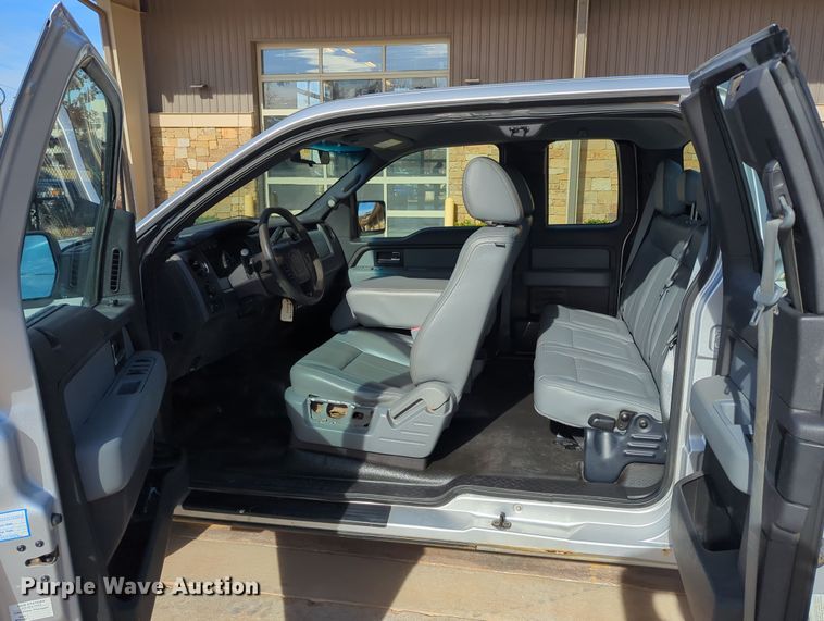 image for item DN3806 2014 Ford F150 XL SuperCab pickup truck