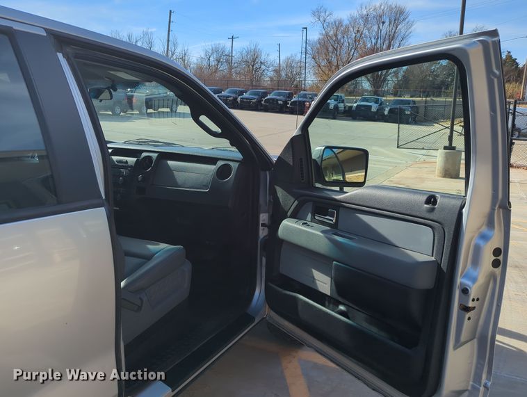 image for item DN3806 2014 Ford F150 XL SuperCab pickup truck