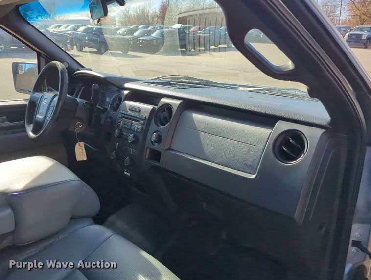 image for item DN3806 2014 Ford F150 XL SuperCab pickup truck